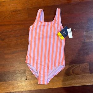 Girls swimsuit